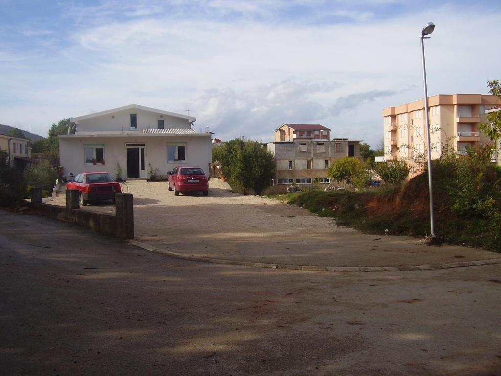 Pansion Danijel Hotel Medugorje Bagian luar foto